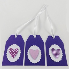 Geschenksanhänger mit Herz 3-er Set violett