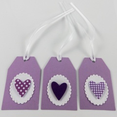 Geschenksanhänger mit Herz 3-er Set violett-flieder